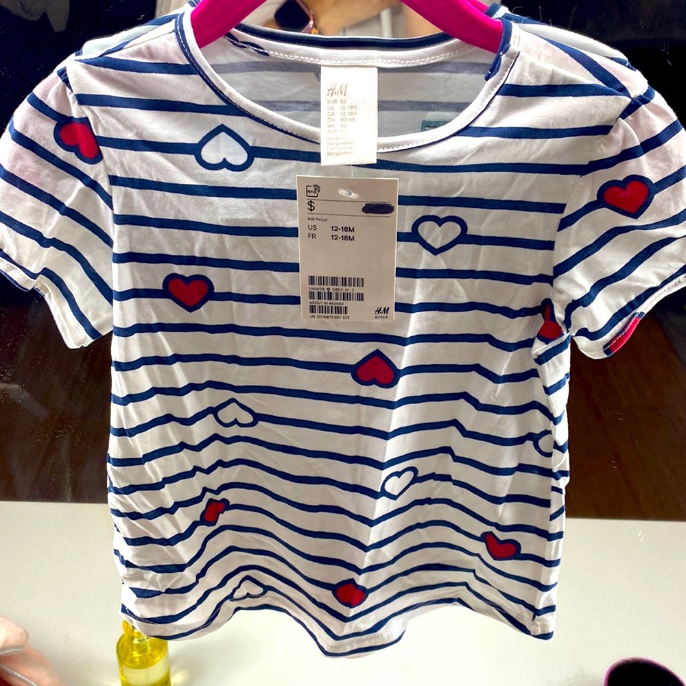 *H&M*  NWT Adorable Red, White and Blue T-shirt